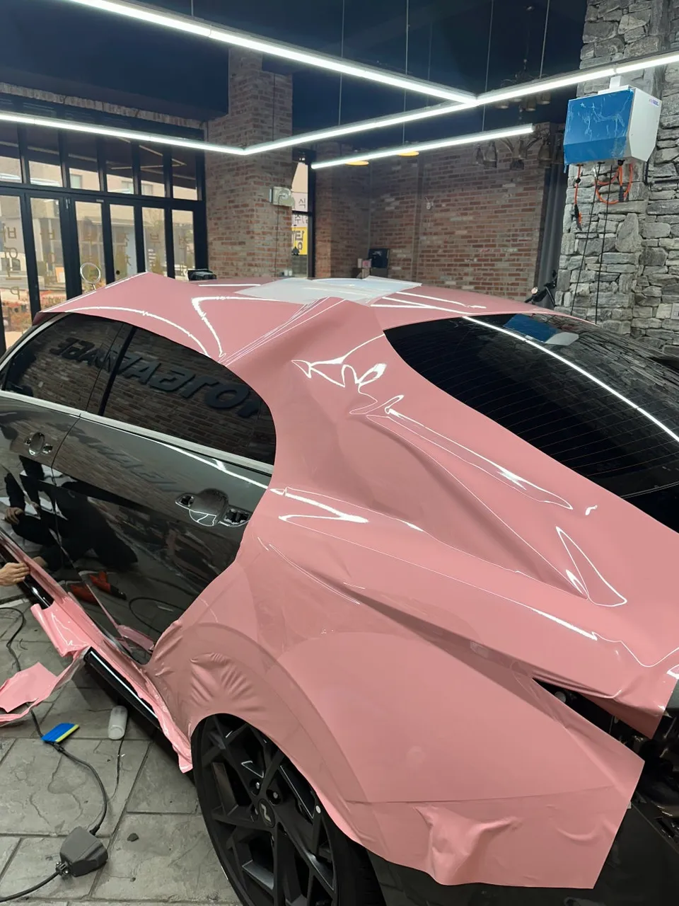 Hyundai Elantraのカーラッピング事例 施工写真 5