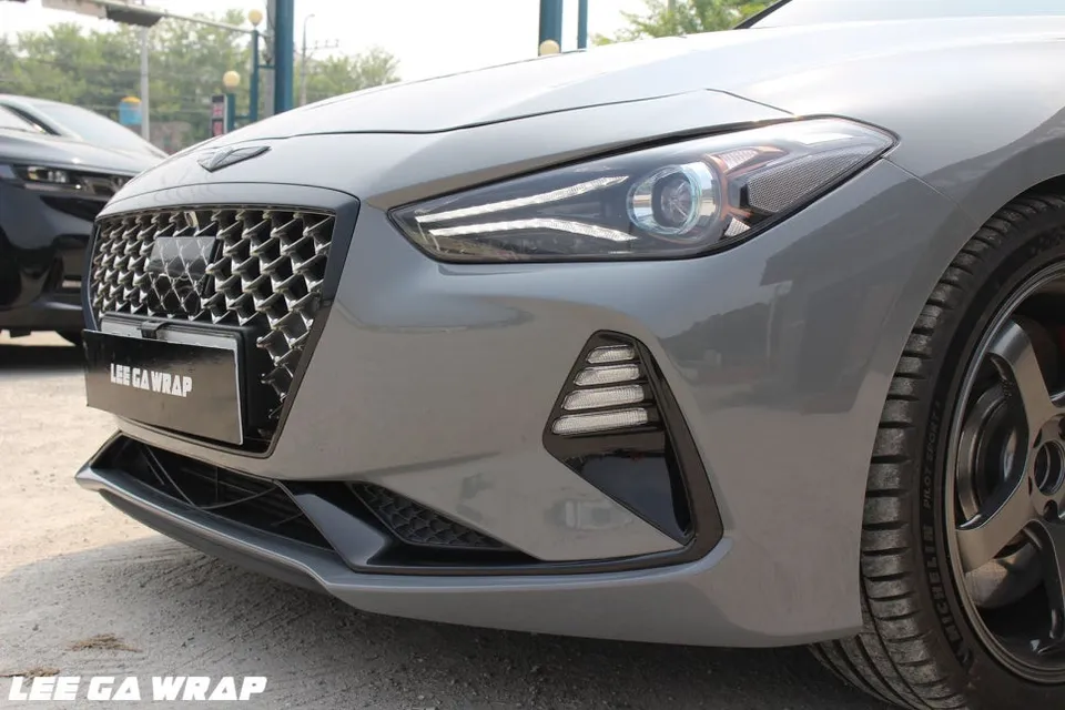 Genesis G70のカーラッピング事例｜ナ尔多グレー 施工写真 1-3