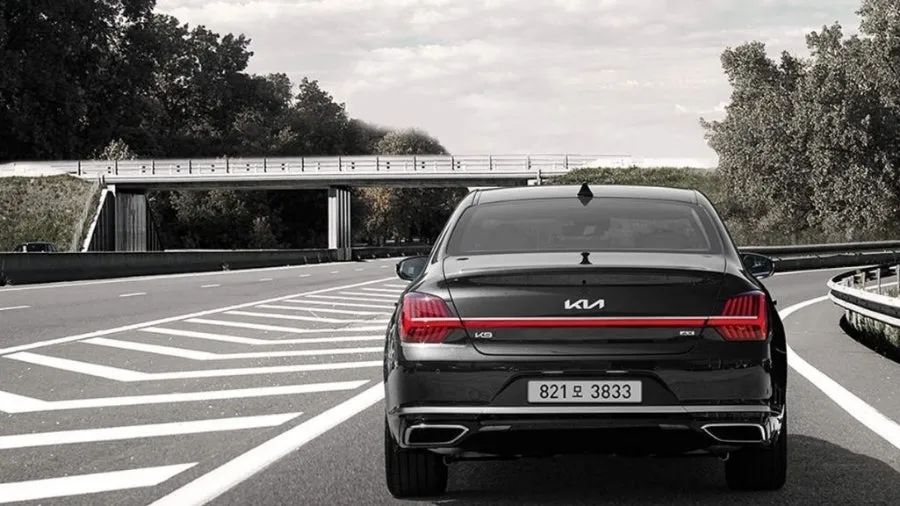 Kia K900のPPF施工事例｜費用目安と仕上がり 施工写真 3-2