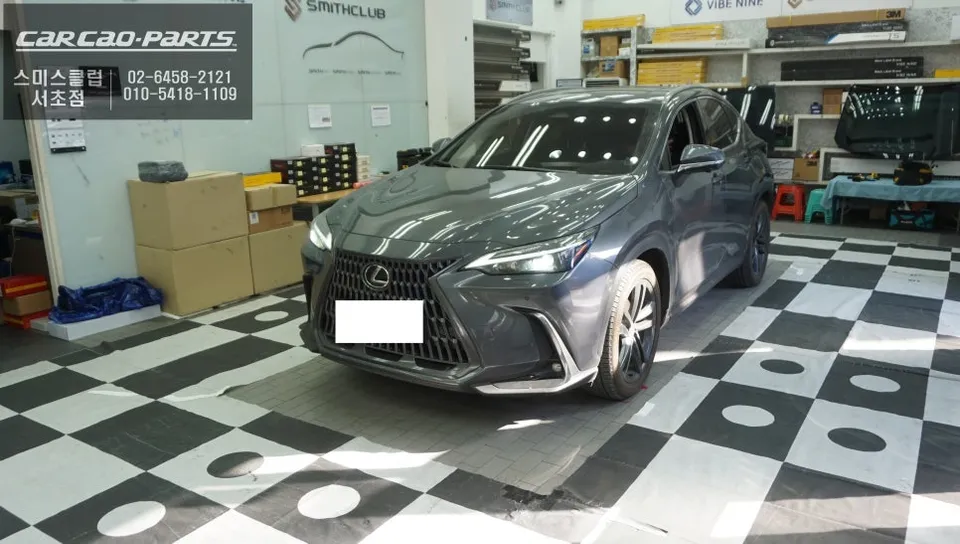 Lexus NX350h around view - Lexus NX350h Around View Monitor Review — Enhanced Parking Safety photo 5