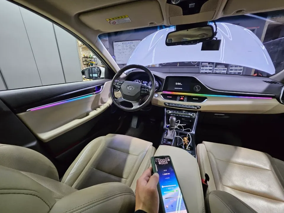 Hyundai Grandeur IG ambient lighting - Hyundai Grandeur IG Ambient Lighting Review: Cost & Results photo 3