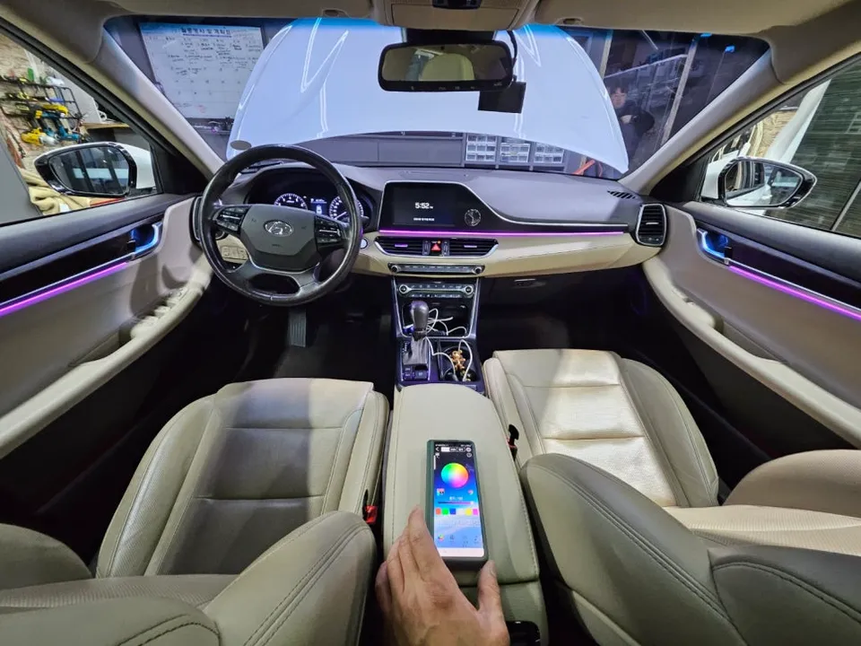 Hyundai Grandeur IG ambient lighting - Hyundai Grandeur IG Ambient Lighting Review: Cost & Results photo 5