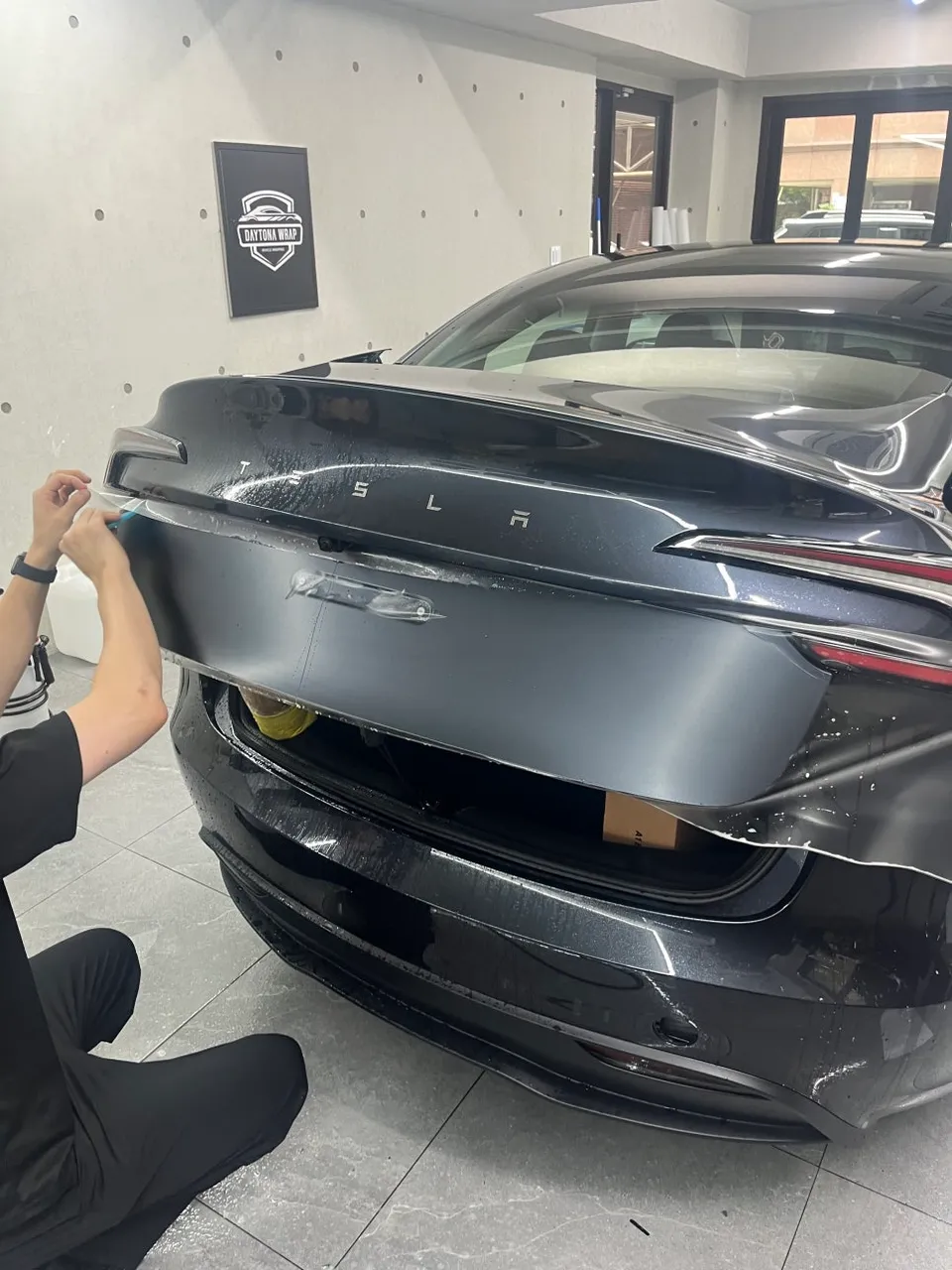 Tesla Model 3の無光PPF施工事例｜費用目安・仕上がり 施工写真 3-1