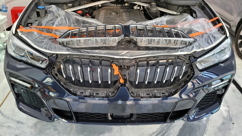 BMW X6のカーラッピング事例｜費用目安・仕上がり 施工写真 2-2