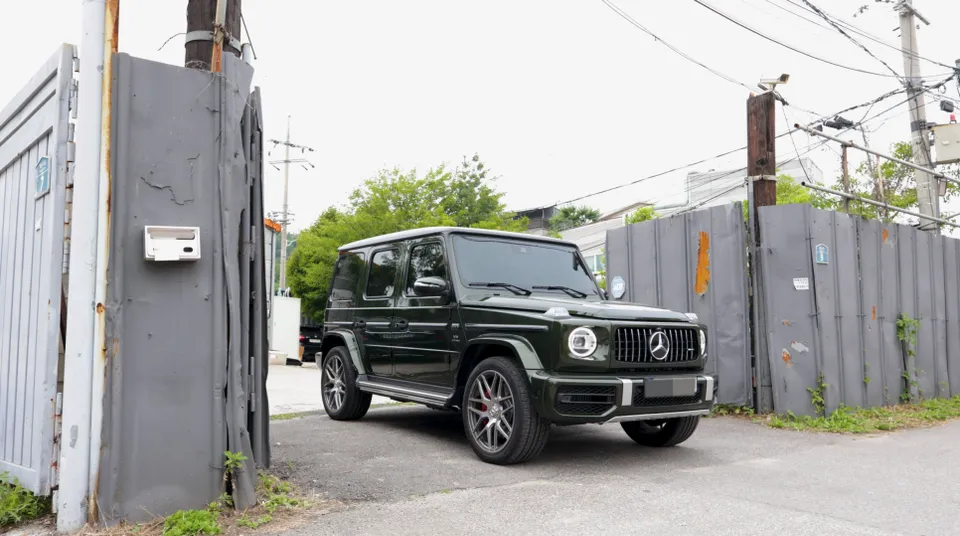 Mercedes-Benz G-Class body kit installation result