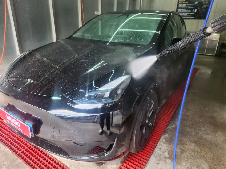Tesla Model Y PPF施工事例|費用目安と仕上がり 施工写真 2-2
