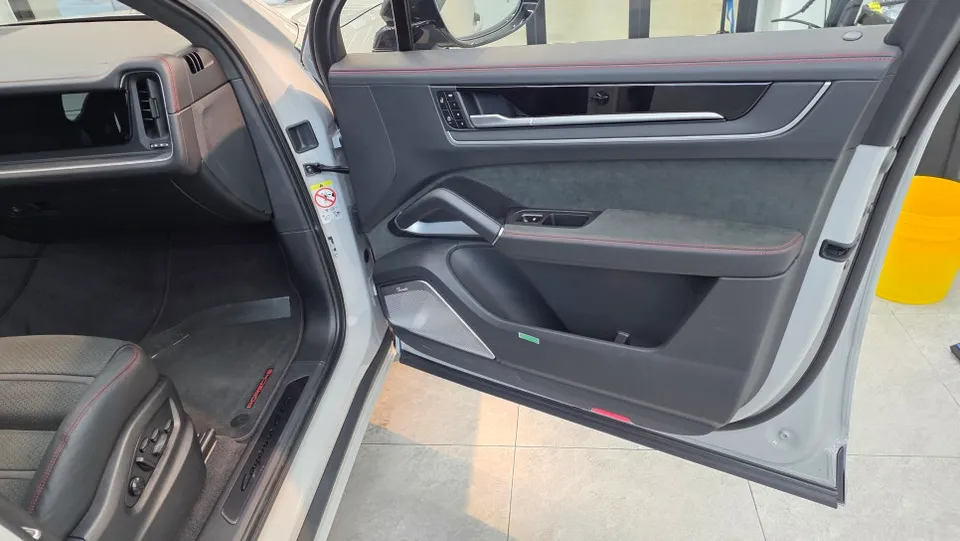 Porsche Cayenne ppf - Porsche Cayenne PPF Review: Rock Chip Protection photo 3