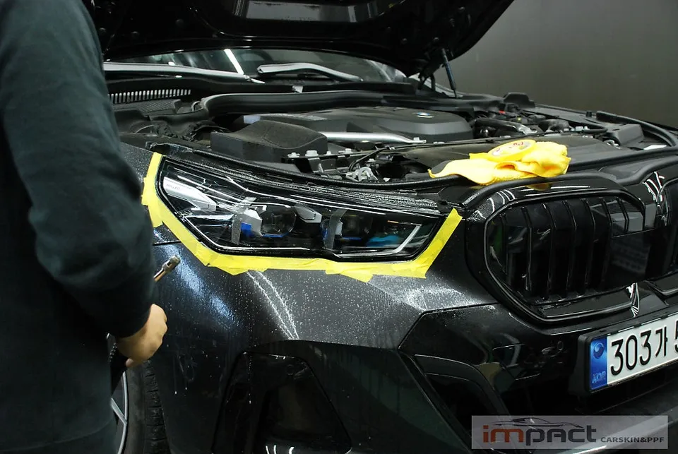 BMW 5 Series G60のカーラッピング事例｜費用目安・仕上がり 施工写真 2-3