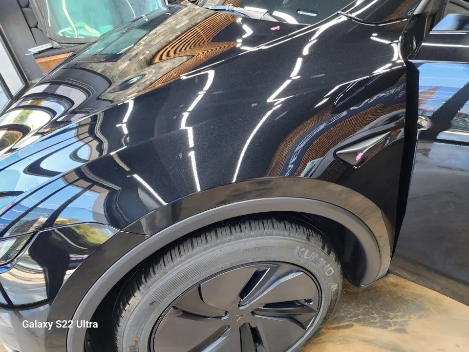 Tesla Model Y PPF施工事例｜費用目安と仕上がり 施工写真 1-2