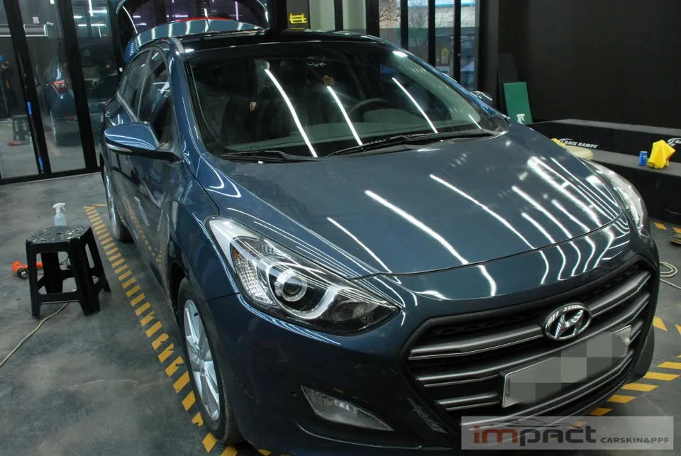 Hyundai i30のカーラッピング事例|費用目安・仕上がり 施工写真 2-3
