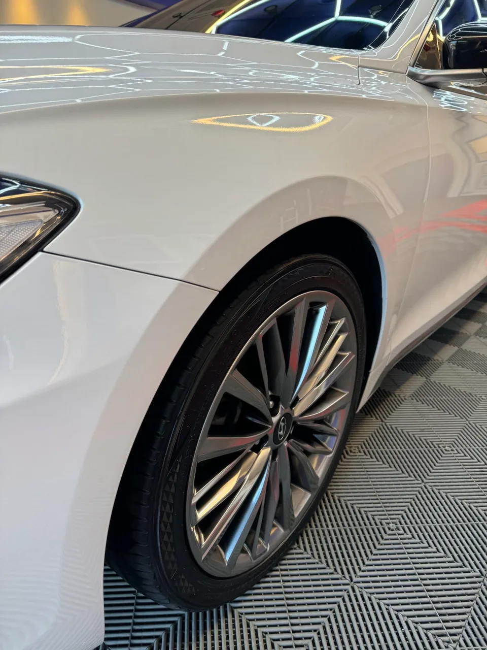 Hyundai Grandeur IGのガラスコーティング事例|費用目安・仕上がり 施工写真 3-1