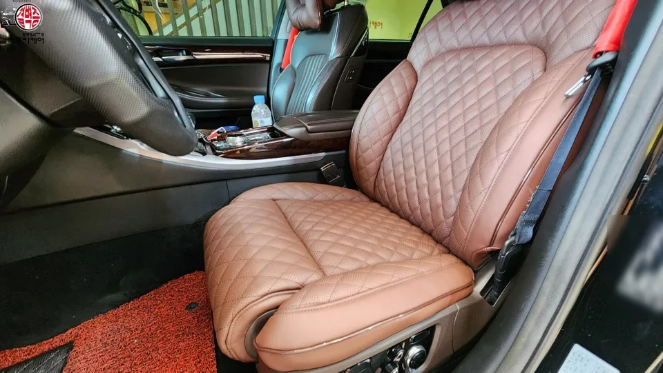 Genesis EQ900 interior customization - Genesis EQ900 Interior Customization Review — Comfort Upgrade photo 6