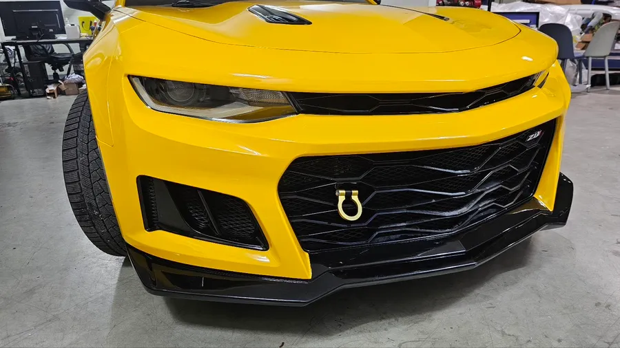 Chevrolet Camaroのカーラッピング事例|事故修理後の色変更 施工写真 2-3