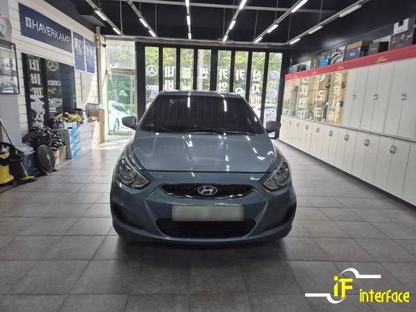 Hyundai AccentのAndroid Auto・CarPlay取付事例 施工写真 1-1