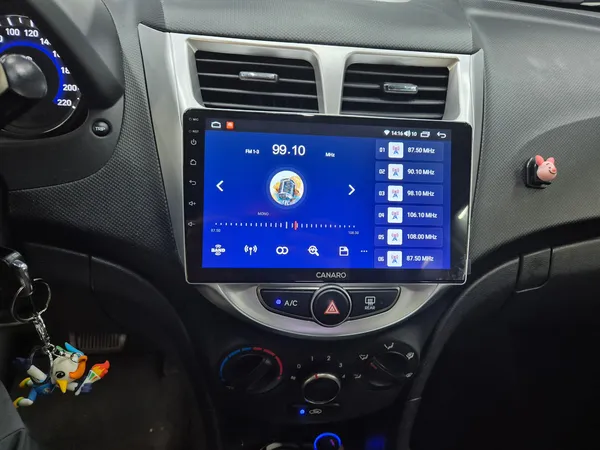 Hyundai AccentのAndroid Auto・CarPlay取付事例 施工写真 1-3