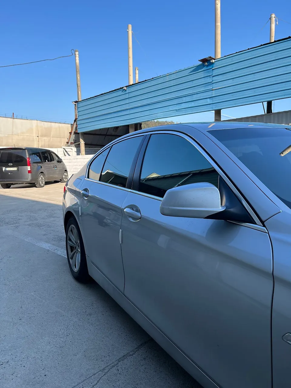 BMW 5 Series window tinting - BMW 5 Series Window Tinting Review: Enhanced Driving Comfort photo 6