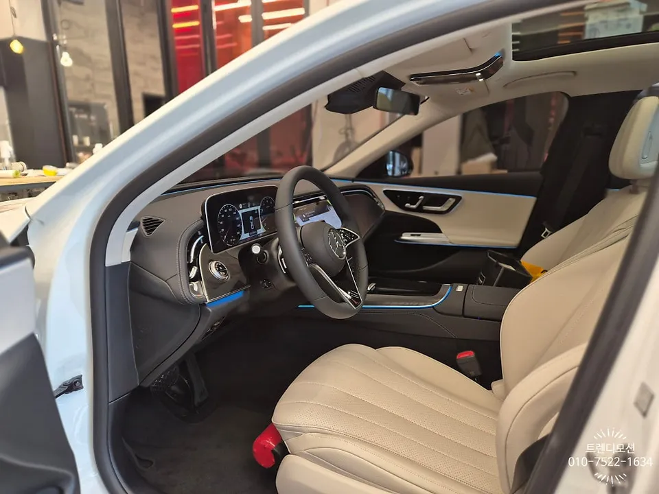 Mercedes-Benz E-Class W214 Steering Wheel Customization Review photo 1