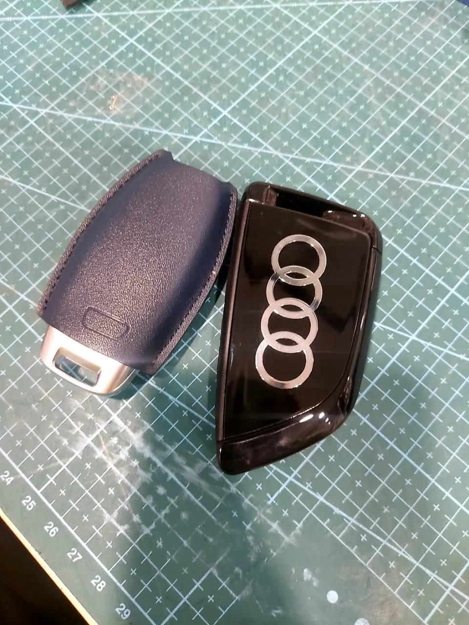 Audi A3 oem options - Audi A3 OEM Options Review: LCD Key Upgrade Cost photo 5
