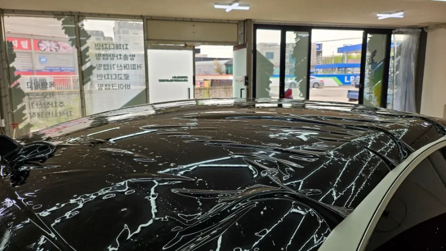 Mercedes-Benz CLAのPPF施工事例|韓国での実例 施工写真 3-2