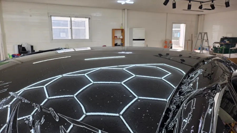 Mercedes-Benz CLAのPPF施工事例|韓国での実例 施工写真 2-3