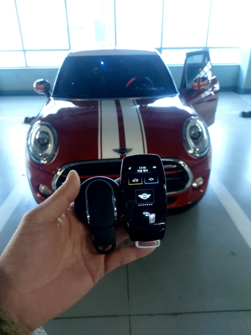 MINI MINI Cooper OEM Options Upgrade Review