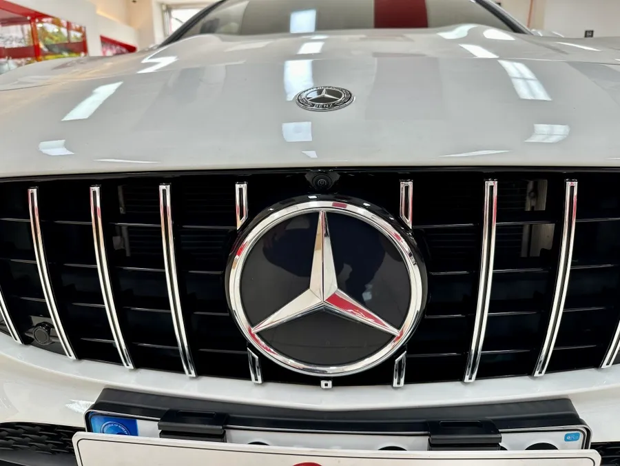 Mercedes-Benz CLA 250 surround view camera - Mercedes-Benz CLA 250 Surround View Camera Installation photo 4