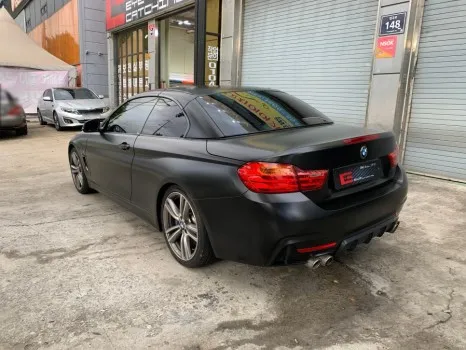BMW 4 Series Convertibleのカーラッピング事例 施工写真 2-2