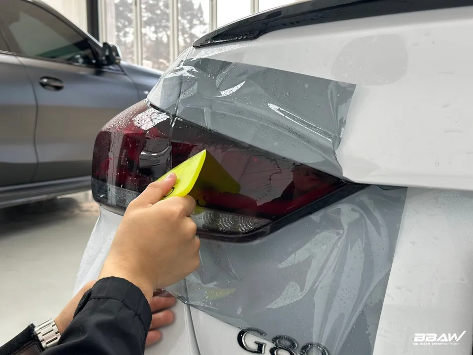Genesis G80のPPF施工事例|費用目安と仕上がり 施工写真 3-1