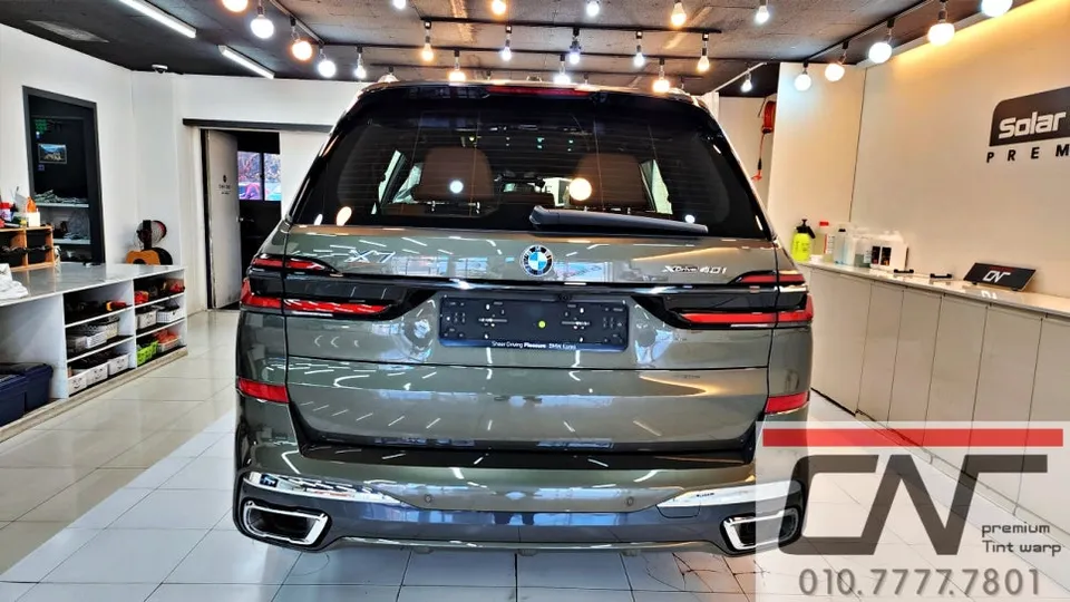 BMW X7のカーフィルム施工事例｜費用目安・仕上がり 施工写真 2-1
