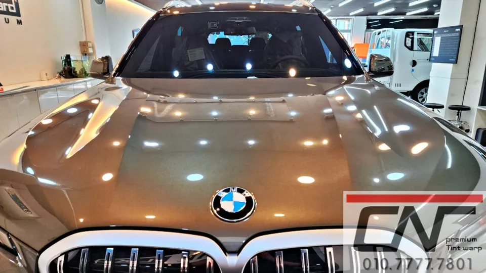 BMW X7のカーフィルム施工事例｜費用目安・仕上がり 施工写真 1-2