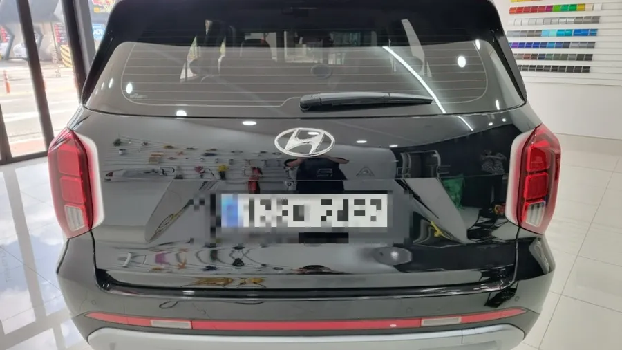 Hyundai Palisadeのカーラッピング事例 施工写真 4-2