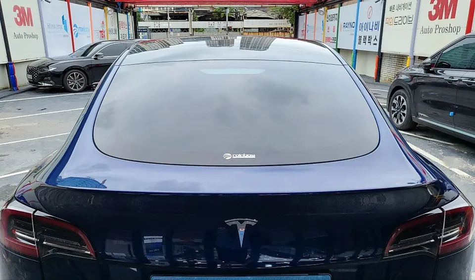 Tesla Model Yのカーフィルム施工事例｜費用目安・仕上がり 施工写真 3-2