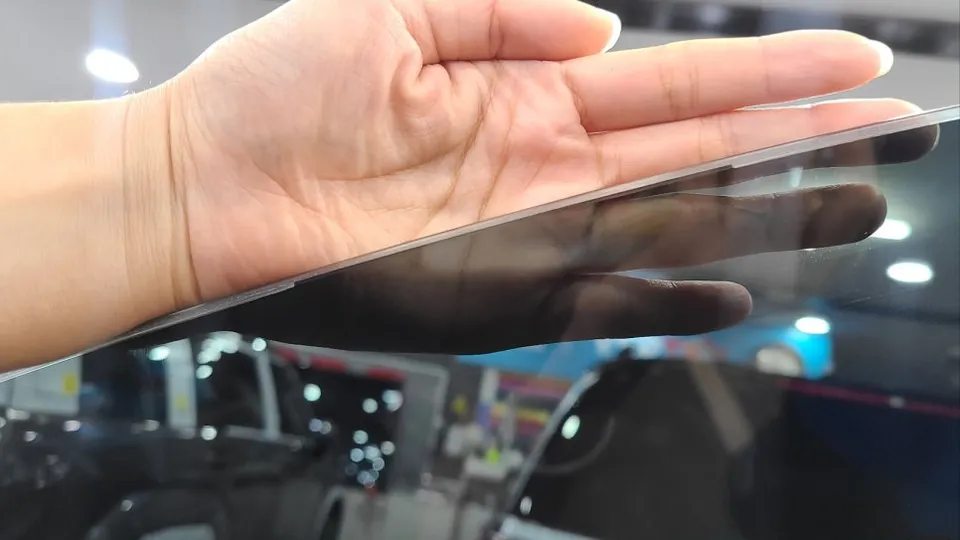 Tesla Model Yのカーフィルム施工事例｜費用目安・仕上がり 施工写真 2-3