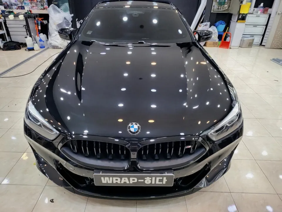 BMW 8 Series vinyl wrap - BMW 8 Series Vinyl Wrap Review: Black Chrome Delete photo 3