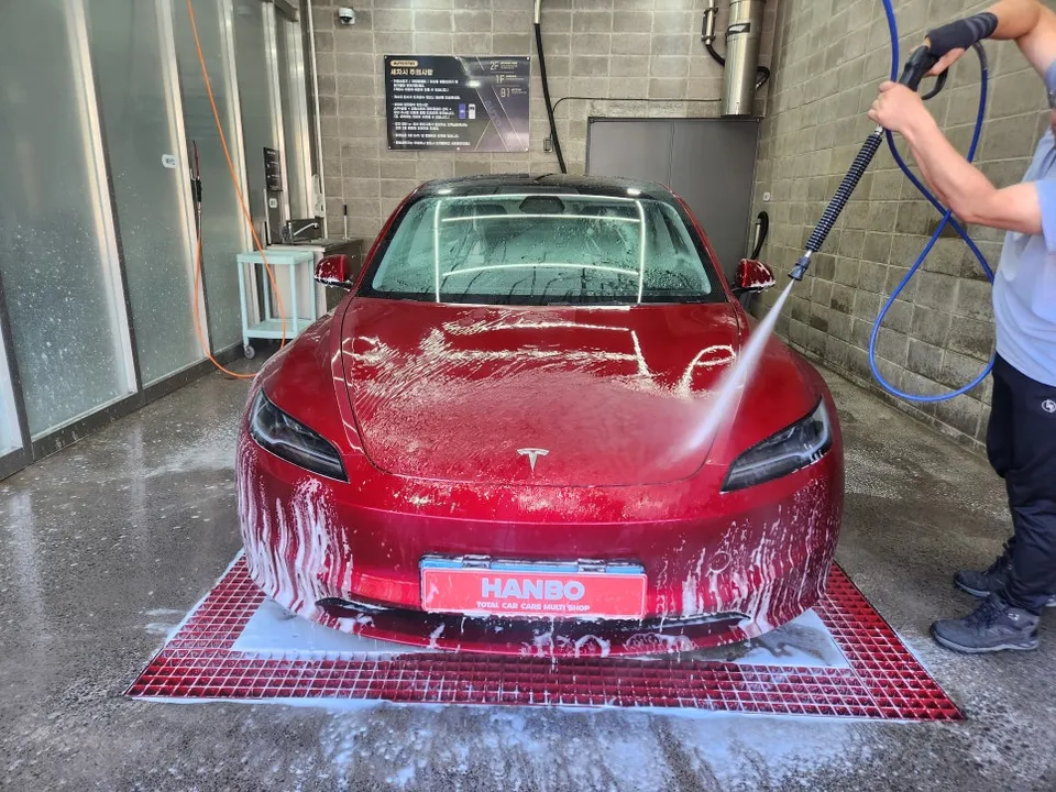 Tesla Model 3 PPF施工事例|費用目安と仕上がり 施工写真 3-2