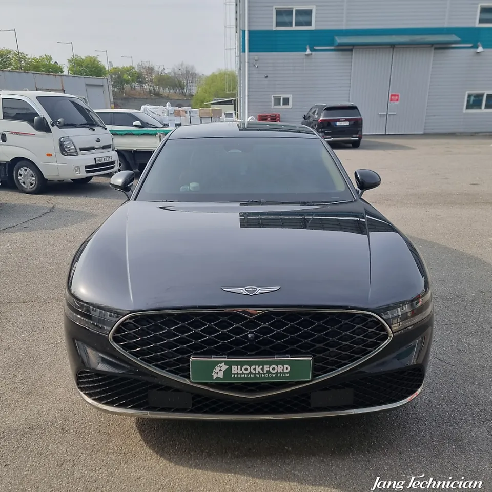 Genesis G90 window tinting - Genesis G90 Window Tinting Review: Blockfordy Sky Blue photo 3