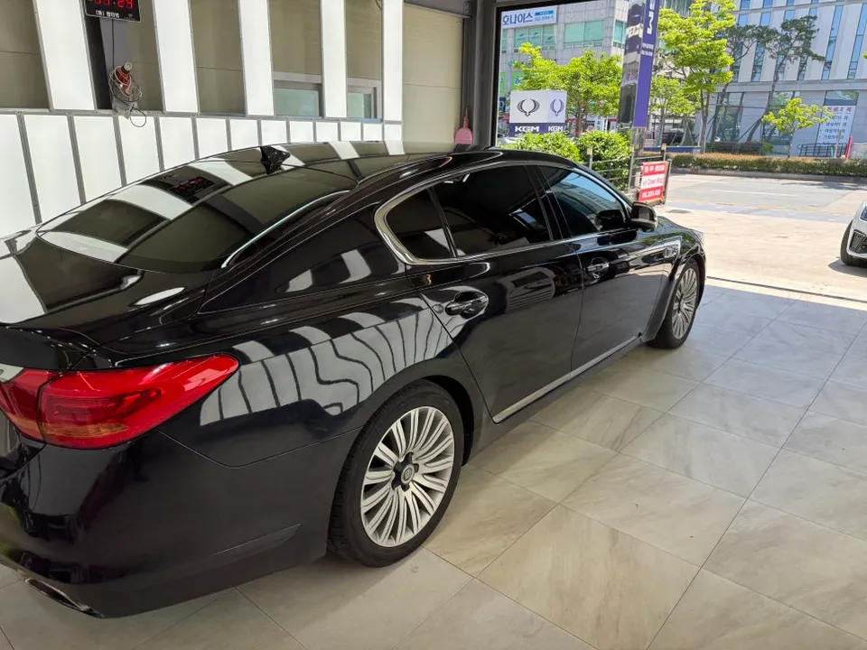 Kia K900のPPF施工事例｜韓国での実例紹介 施工写真 2-3