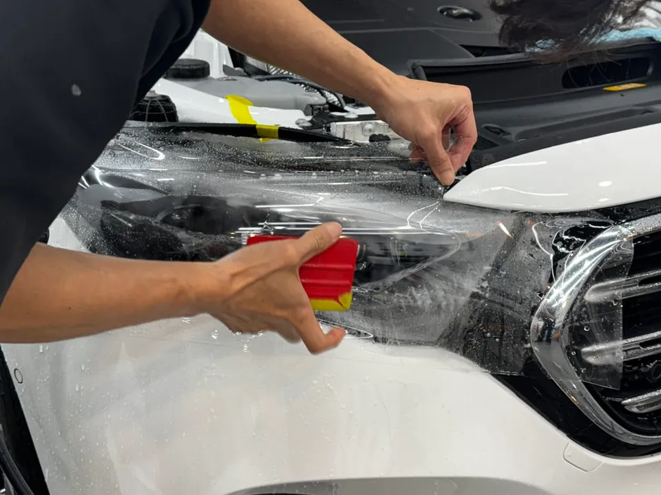 Mercedes-Benz Eクラス PPF施工事例｜費用目安と仕上がり 施工写真 3-1