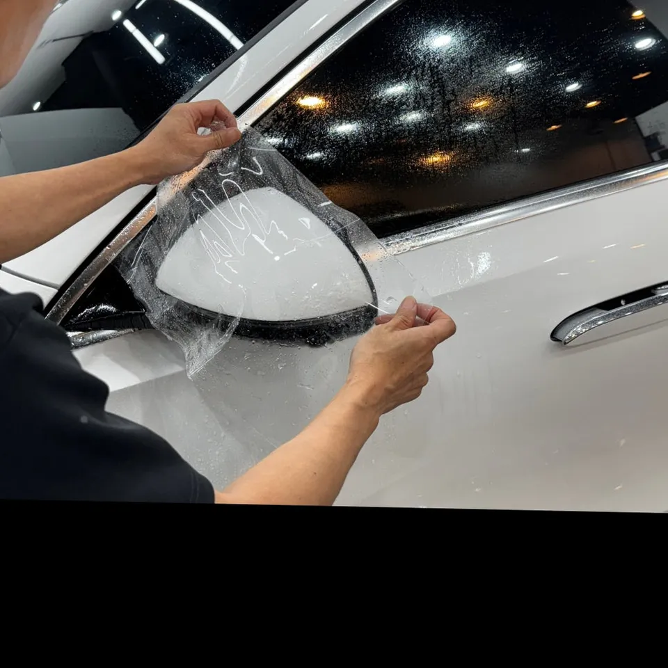 Mercedes-Benz Eクラス PPF施工事例｜費用目安と仕上がり 施工写真 1-2
