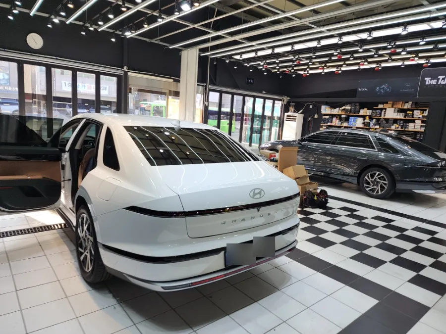 Hyundai Grandeur GN7のカーフィルム施工事例|費用目安・仕上がり 施工写真 3-1
