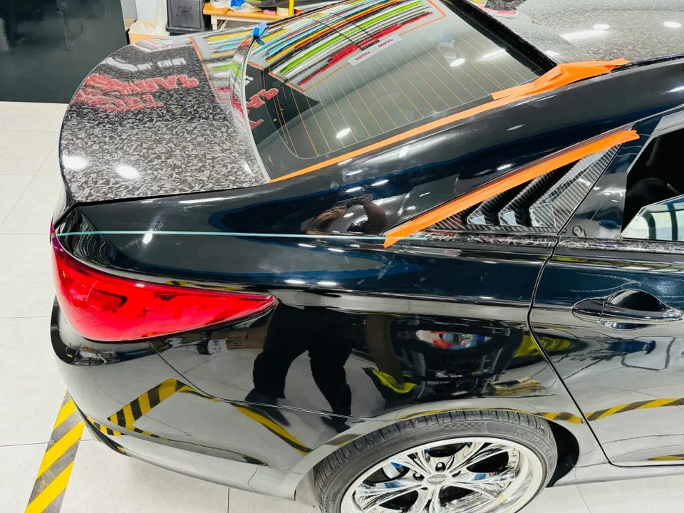 Hyundai Sonataのカーラッピング事例|費用目安・仕上がり 施工写真 2-3