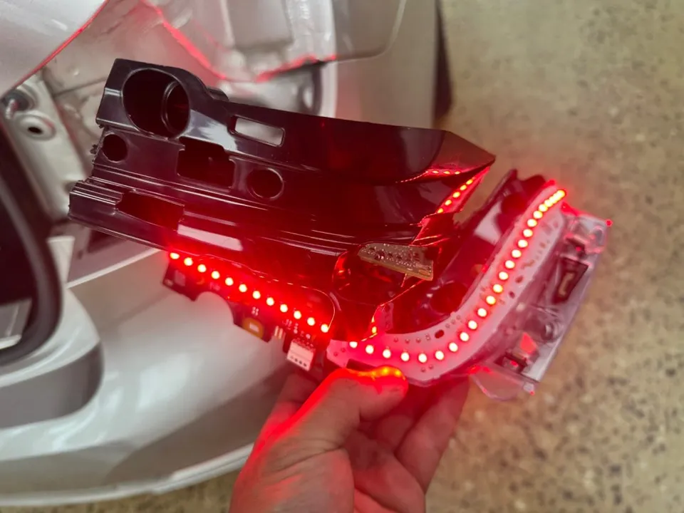BMW 7 Series body repair - BMW 7 Series LED Taillight Repair Review photo 5