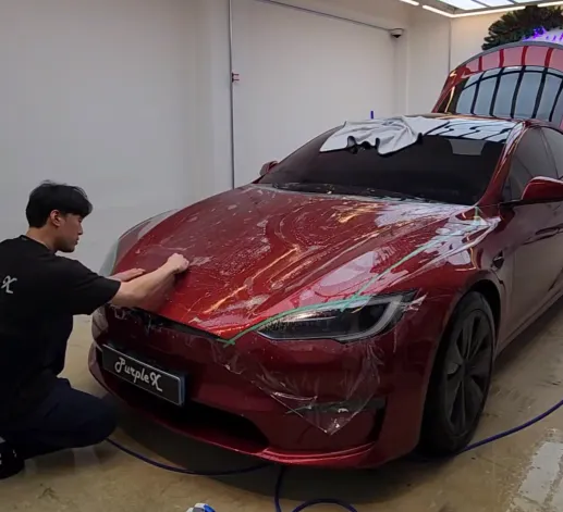 Tesla Model SのPPF施工事例|費用目安と仕上がり 施工写真 1-2