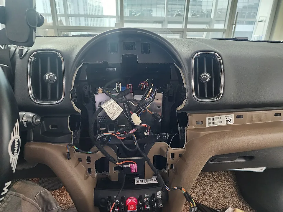 MINI Countryman F60 body kit - MINI Countryman F60 Body Kit Review — Enhanced Aesthetics photo 3