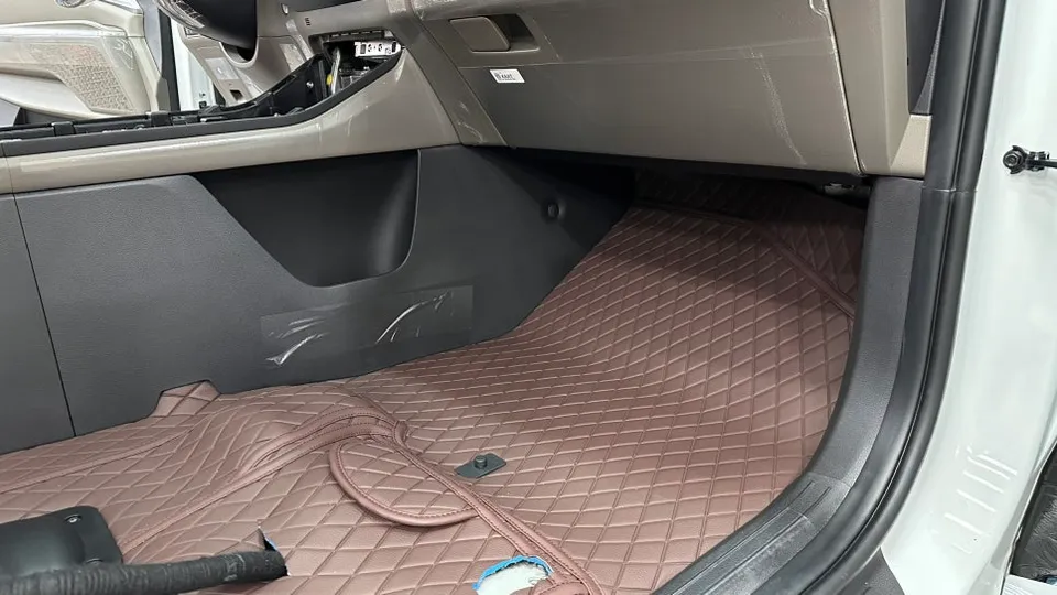 Kia Carnival KA4 interior customization - Kia Carnival KA4 Interior Customization Review: Cost & Results photo 5