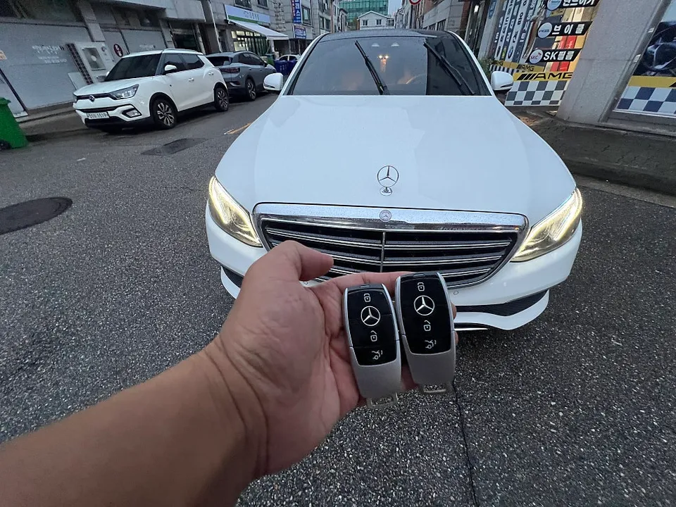 Mercedes-Benz GLC 300 oem options installation result