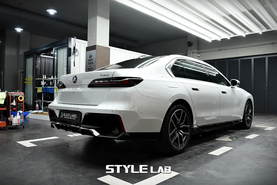BMW 7 SeriesのPPF施工事例|韓国での実例 施工写真 2-1