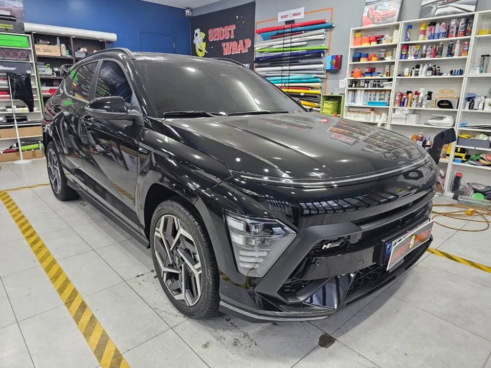 Hyundai Konaのカーラッピング事例｜費用目安・仕上がり 施工写真 2-3