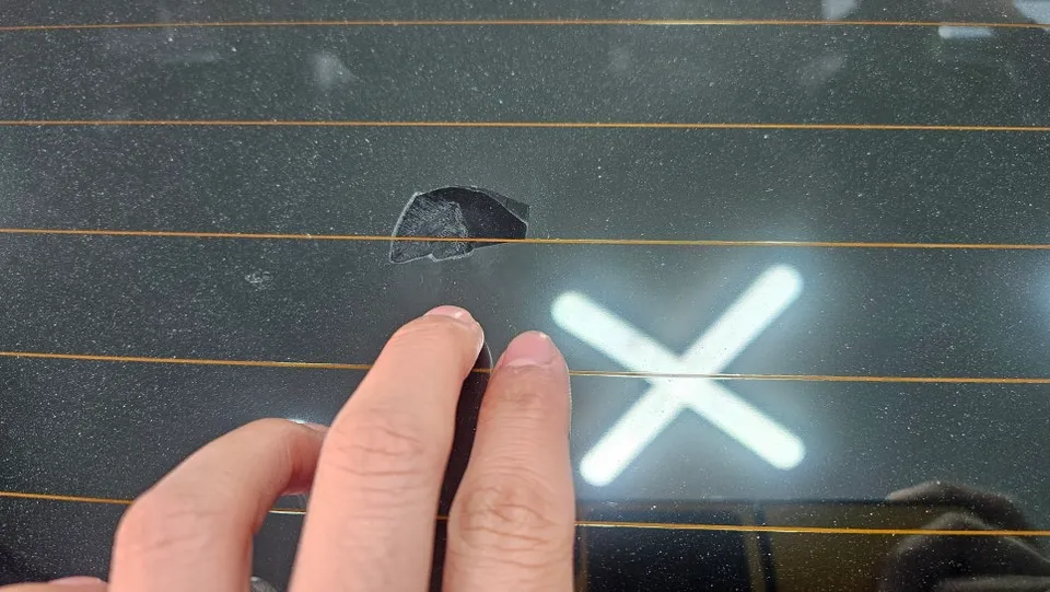 Mercedes-Benz GLC350e window tinting - Mercedes-Benz GLC350e Window Tinting Review — Heat Line Protectio photo 4