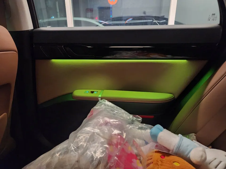 Hyundai Grandeur GN7 ambient lighting - Hyundai Grandeur GN7 Ambient Lighting Review — Cost & Results photo 3